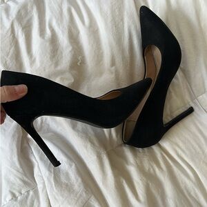 JustFab Classic Black Stiletto Heels